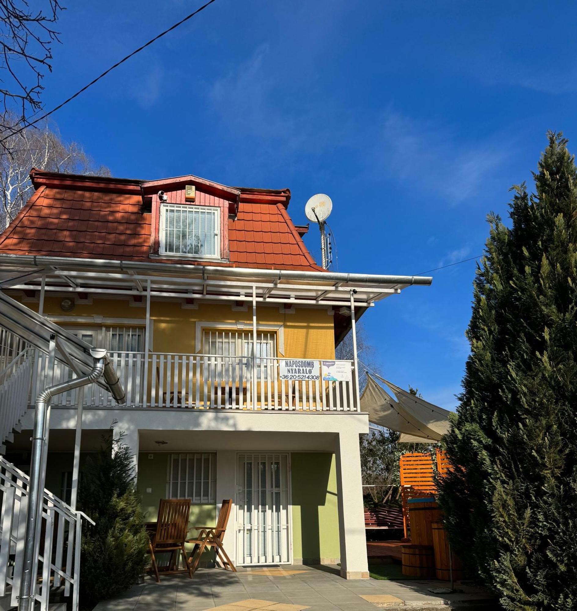 Naposdomb Vendeghaz Apartament *
